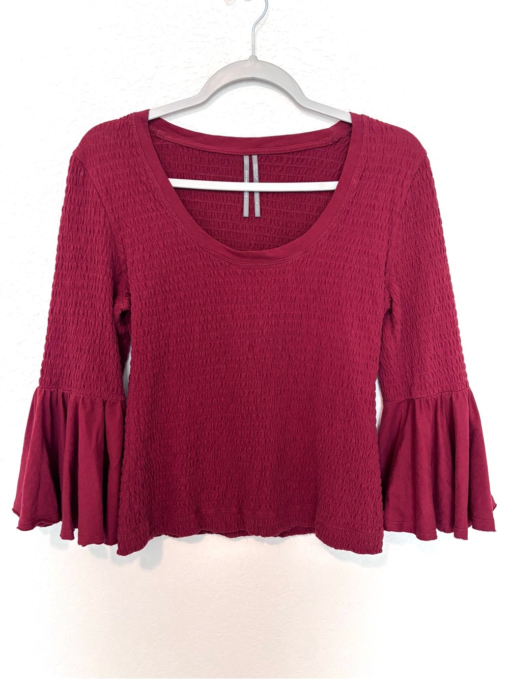 Anthropologie Red Wine Scoop Neck Bell Sleeve Smocked Top Women’s Small Boho